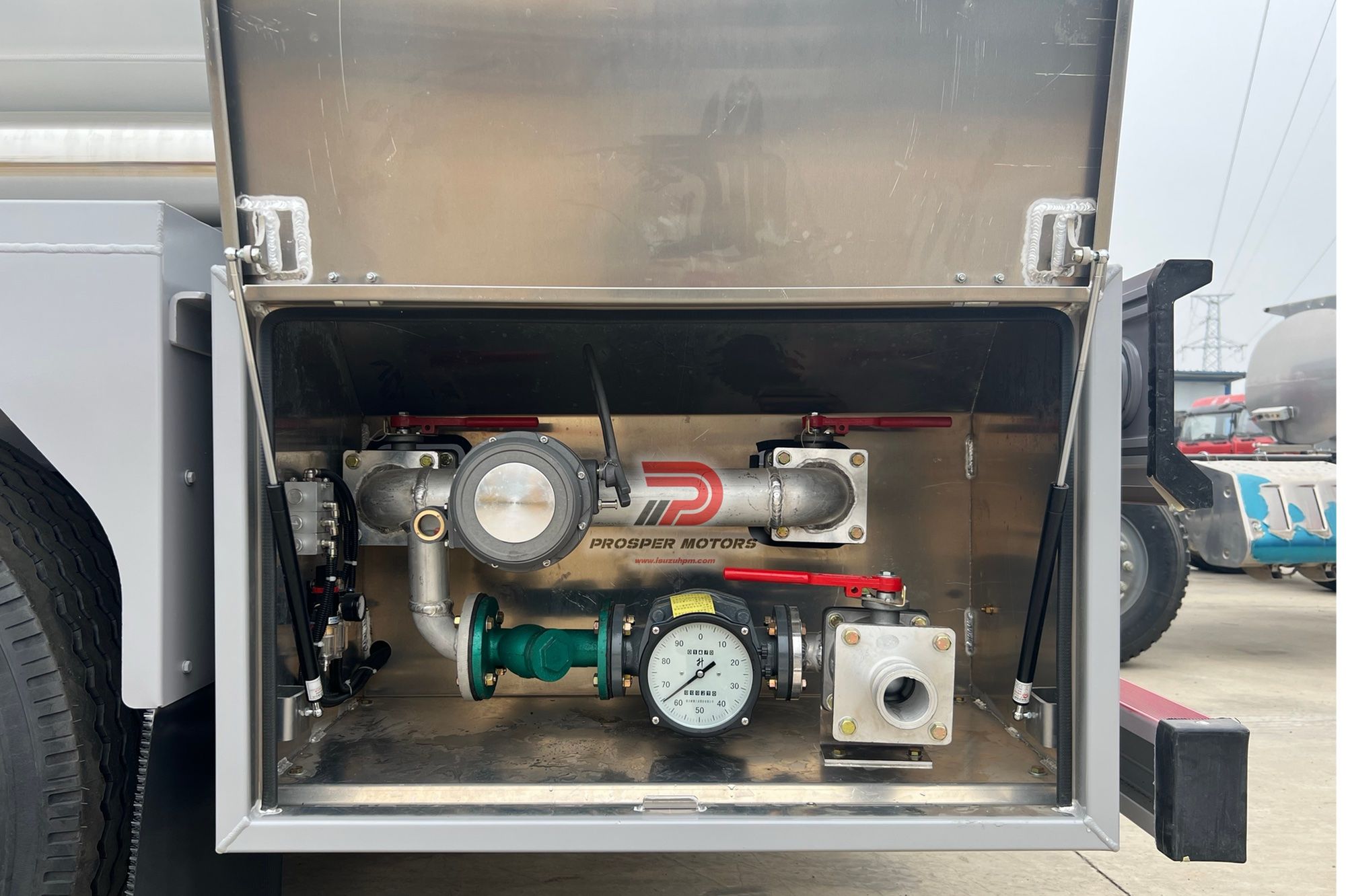 SEMI-REBOQUE DE COMBUSTÍVEL 10 CBM 2 EIXOS