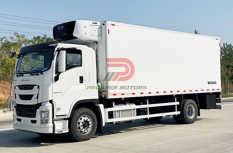 ISUZU FVR 4x2 6HK1 15Ton Chiller Van‌ Refrigerator Truck‌