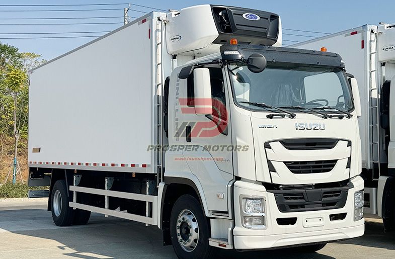 ISUZU FVR 4x2 6HK1 15Ton Chiller Van‌ Refrigerator Truck‌