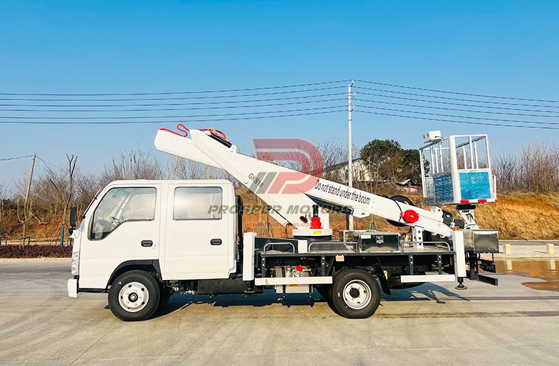 ISUZU NKR 4X2 18m Manlift trok