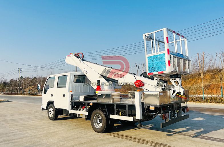 ISUZU NKR 4X2 18m Manlift trok