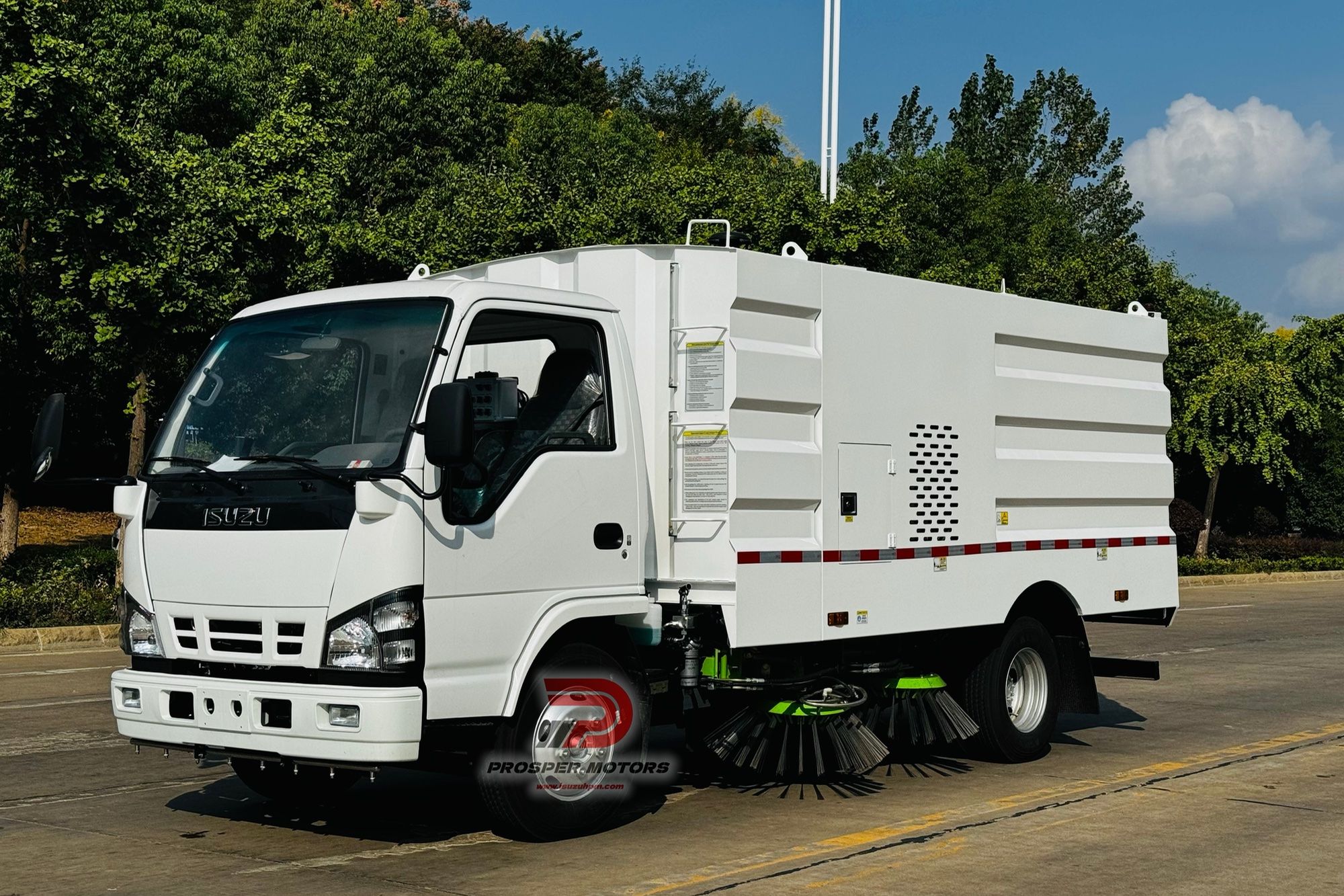 1-QKR sweeper_truck_140f5771c8.jpg