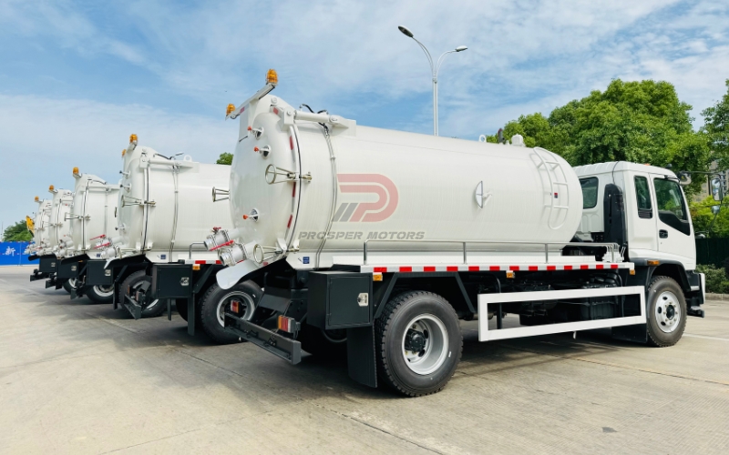Qingling Isuzu sewer tanker truck