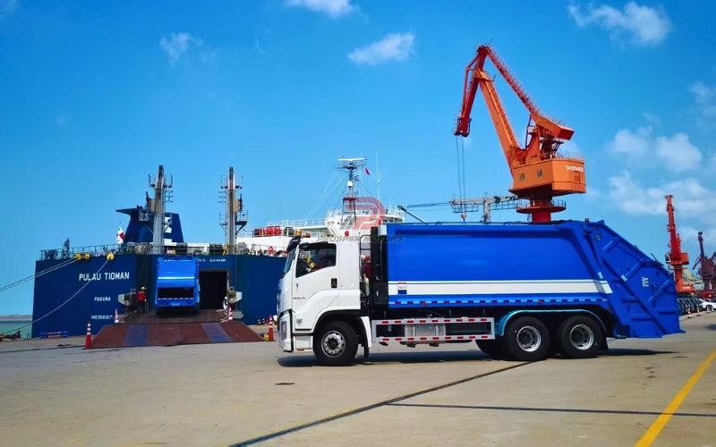 ISUZU 10 Wheels Truck near me