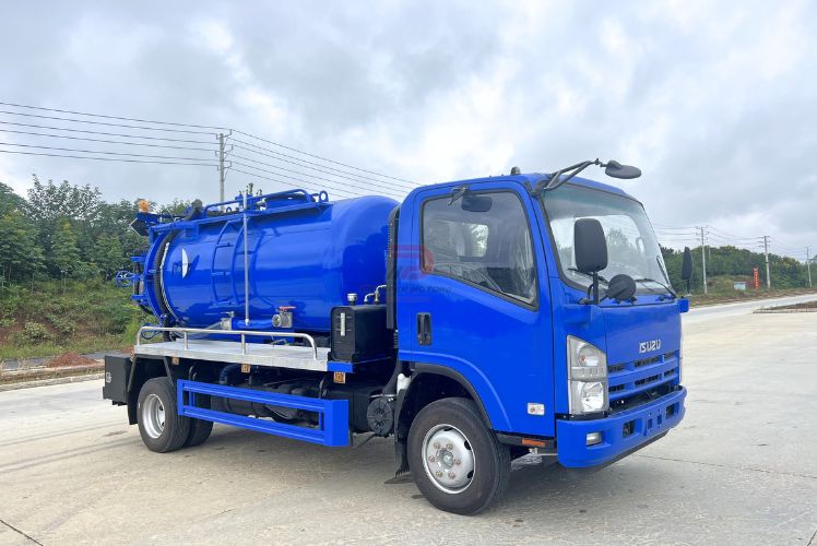 ISUZU sewer JET vacuum truck