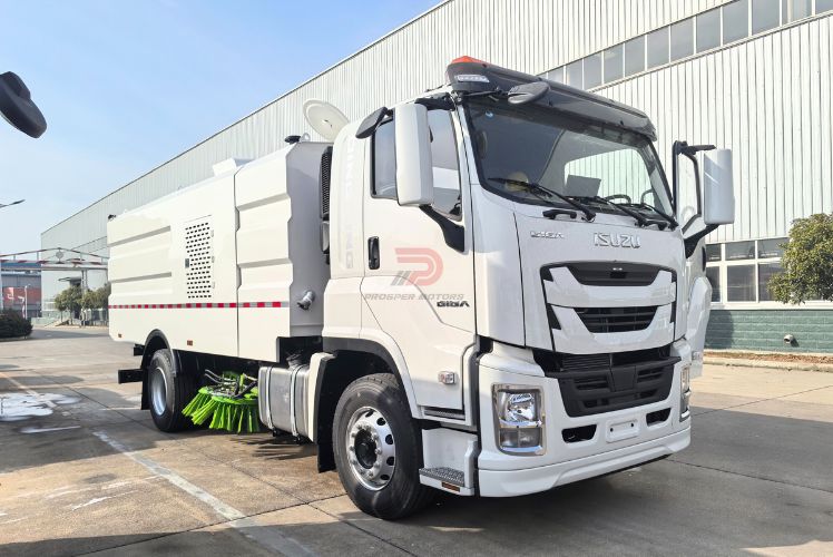 Isuzu Caminhão varredor rodoviário da China à venda