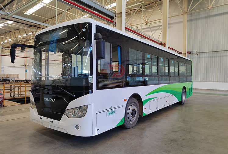 BUS KOTA ISUZU MTAMT 12M TRANSITBUS