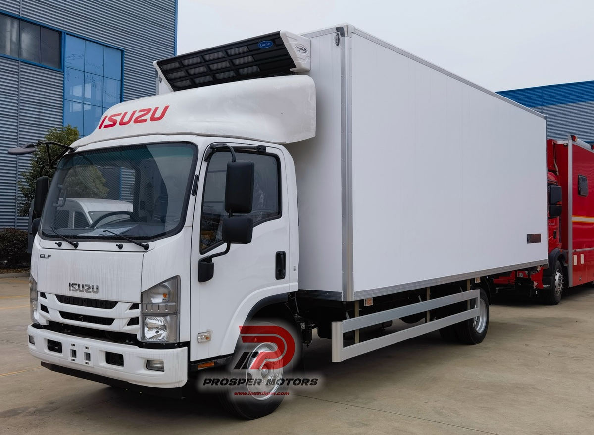 ISUZU FRR 8-tons koelwagen met koelketen en geïsoleerd compartiment voor bederfelijke boerderijproducten