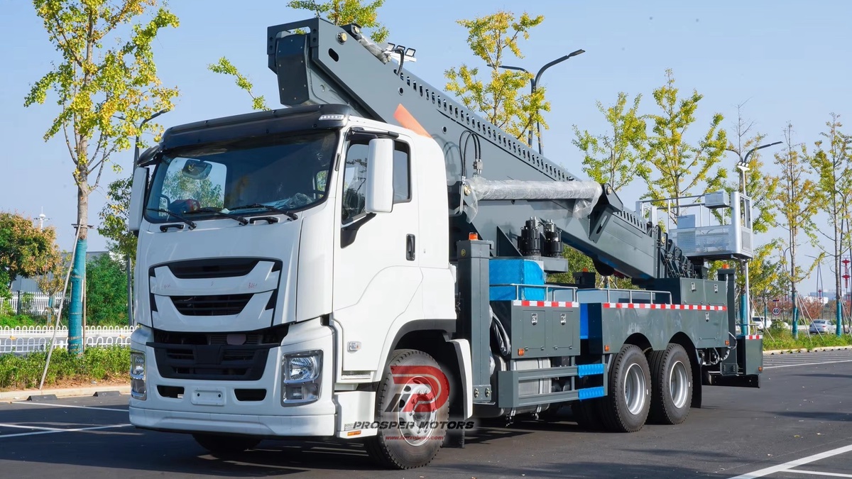 ISUZU GIGA 6×4 56m ఏరియల్ వర్క్ ప్లాట్ఫారమ్