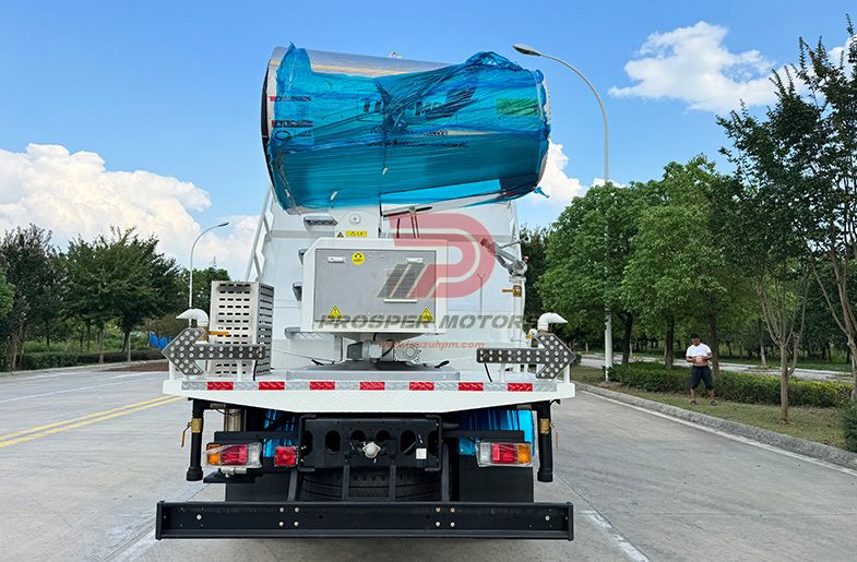 ISUZU GIGA 8X4 6WG1 22 tonnu 22 000 l ūdens tvertnes putekļu slāpēšanas kravas automašīna
