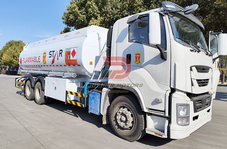 ISUZU 6X4 GIGA VC66 24000L စက်သုံးဆီတွဲ ၇ ခန်းပါ