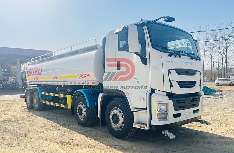ISUZU GIGA 8X4 6UZ1 25Ton 25,000L پاڻي اسپريلر ٽرڪ