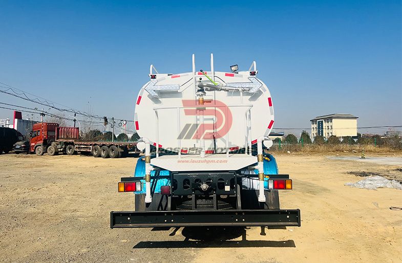 ISUZU GIGA 8X4 6UZ1 25Ton 25,000L پاڻي اسپريلر ٽرڪ