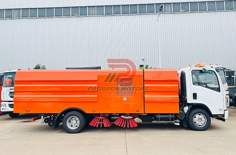 ISUZU FRR 6000 ลิตร 5ตัน-6ตัน รถกวาดพื้นแบบกลไก Euro3