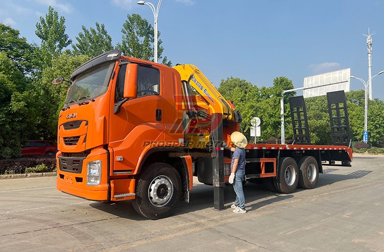Самазагрузны грузавік ISUZU GIGA VC66 6X4 з 5-тонным кранам