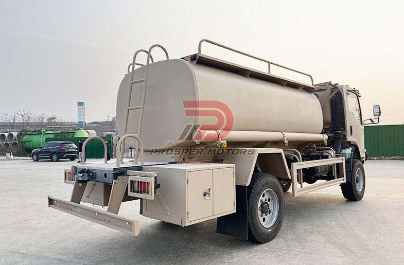 ISUZU 4X4 NPS 8000L BRANDSTOFVRAGMOTOR