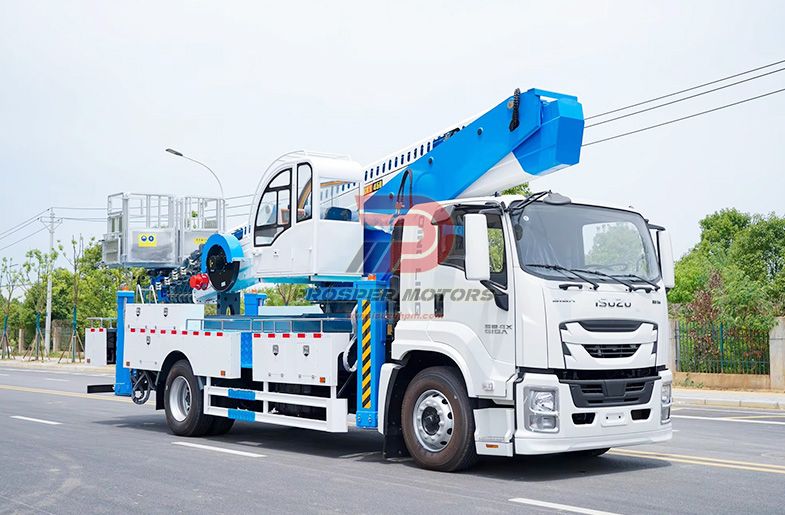ISUZU FTR 4X2 45m Pacēlāju platformas kravas automašīna‌