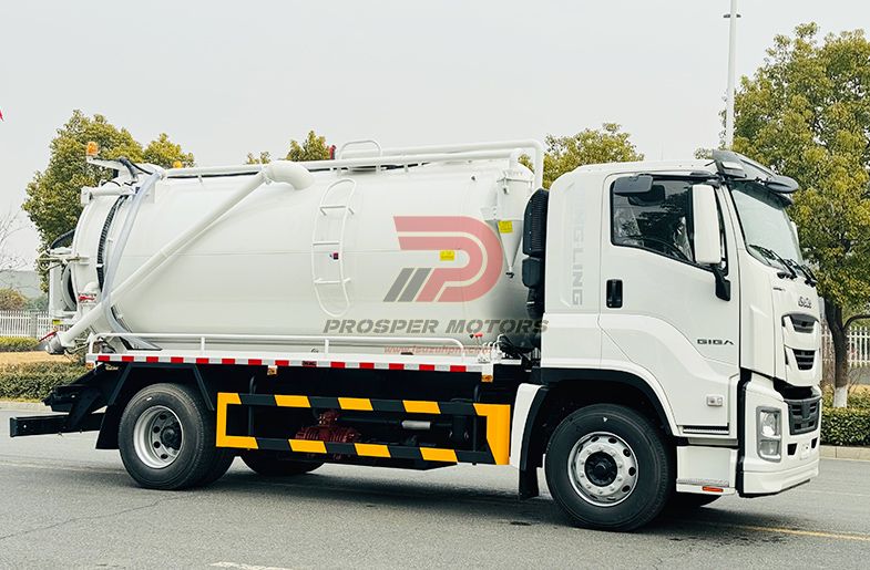 Combination dav hlau nqus tsev tanker ISUZU FVR 12 cubic 12m3 12000L
