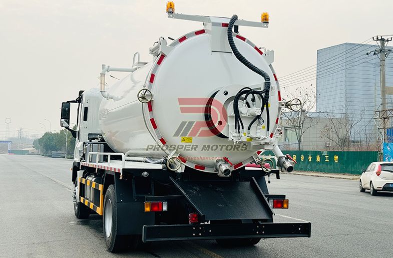 Combination dav hlau nqus tsev tanker ISUZU FVR 12 cubic 12m3 12000L