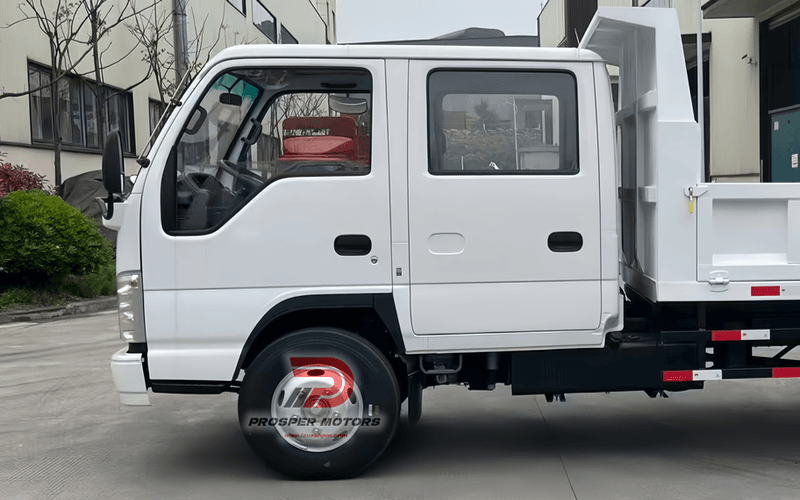 ISUZU NKR 4X2 3 CBM 6W شاحنة تفريغ الكابينة المزدوجة - الميزات الأساسية