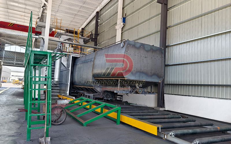 Bulk feed truck body workshop