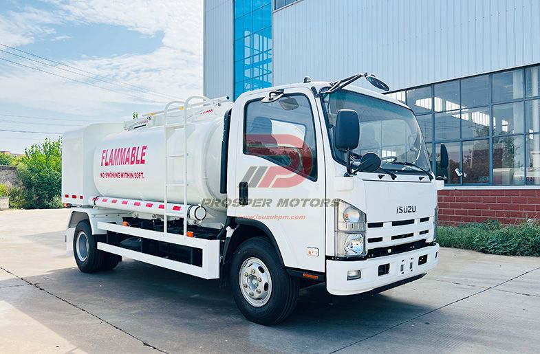 ISUZU 4X2 FRR 8000L ഇന്ധനം നിറയ്ക്കുന്ന ട്രക്ക്