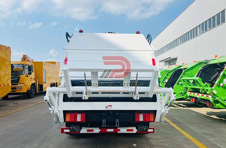 ISUZU 4X2 6W FRR HOOKLIFT COMPRESSED TRUK SAMPAH