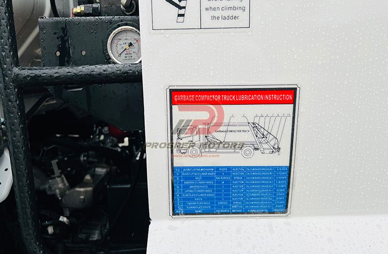 ISUZU 4X2 6W FTR ԿՈՄՊՐԵՍՎԱԾ ԳԱՐԱԲԳԵ Բեռնատար