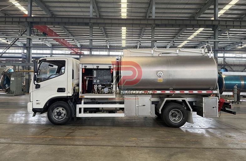 ISUZU 4X2 FRR 8000L LETECKÝ NÁKLADNÍ VOZÍK