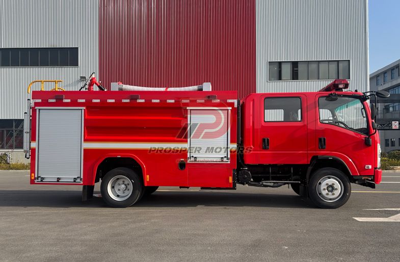ISUZU 4X2 FRR 3000 LITER tot 4000 liter Brandbestrydingsvragmotor