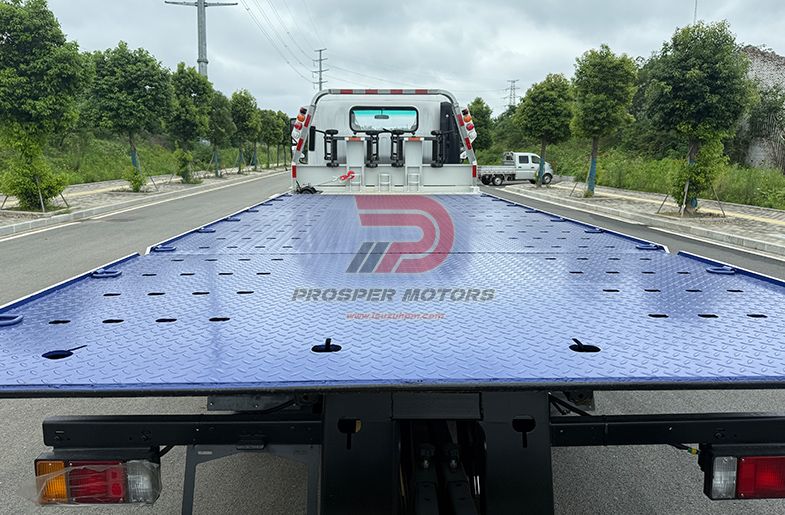 Trucail Tarraingthe ISUZU 4X2 NPR 4T WRCKER