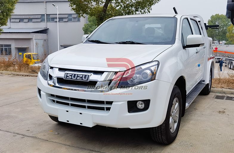 ISUZU 4X2 nó 4x4 pickup 1ton 2ton Comhtháite Barra Truck