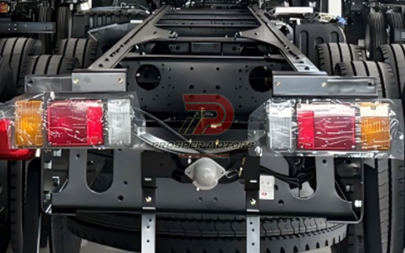 ISUZU GIGA 15.7L жүк ташуучу унаанын шасси өзгөчөлүктөрү