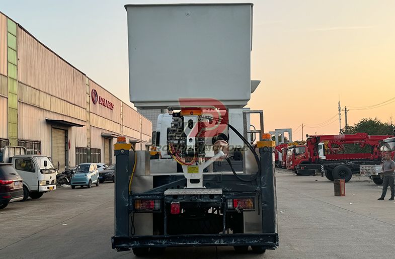 ISUZU Aerial Platform Truck 28m 4X4 NPS Off Road