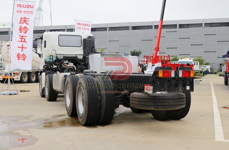 ISUZU CYH 8X4 6UZ1 10L 380PS GIGA TRUCK CHASSIS