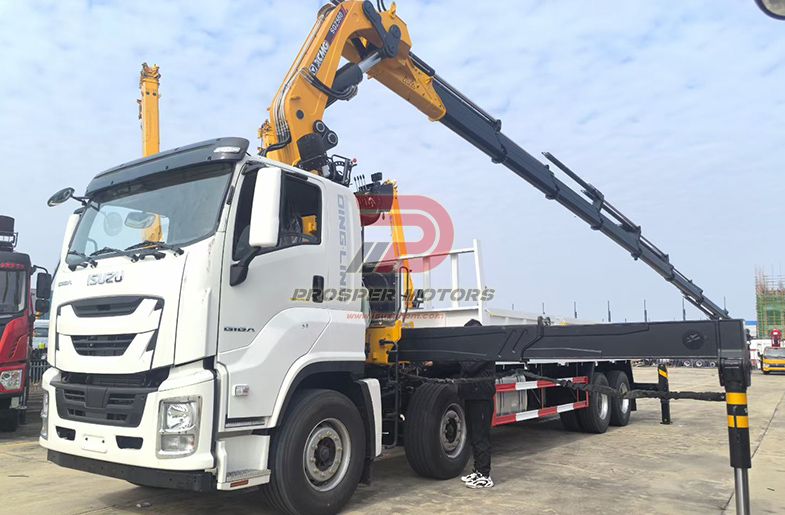 ISUZU CYH GIGA 8X4 28T KNUCKLE BOOM KRAANVRAGMOTOR