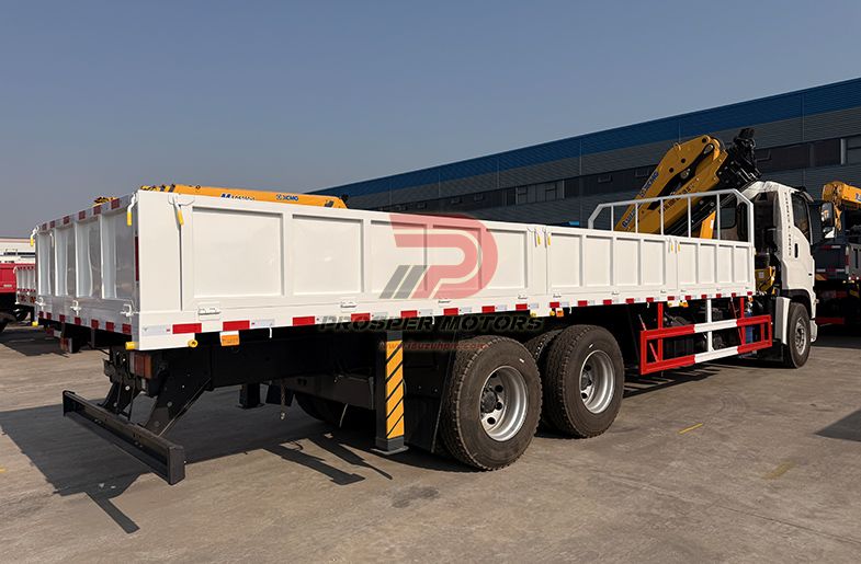 ISUZU CYZ GIGA 6X4 10T FLODING ARM BOOM CRANE TRUCK