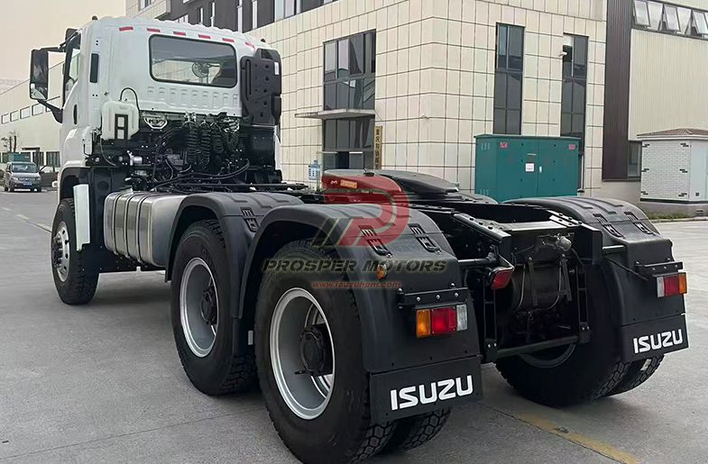 کامیون تراکتور ISUZU CYZ77P GIGA 6X6