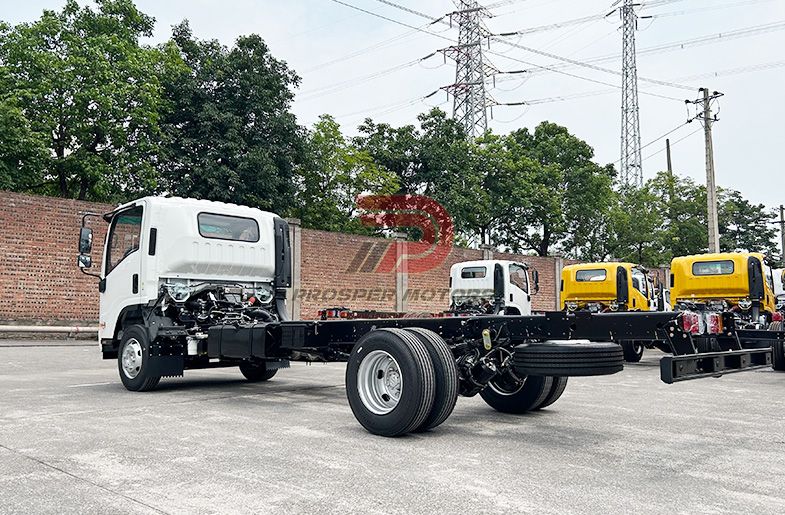 ISUZU FRR 4X2 4HK1 5.2L 190PS ISUZU FORWARD CAB ԵՎ ՇԱՍԻ