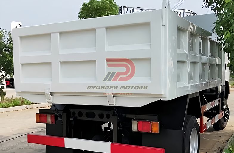 ISUZU FSR 4X4 OFF ROAD QINGLING 5 CUBIC DUMP TRUCK DIJUAL