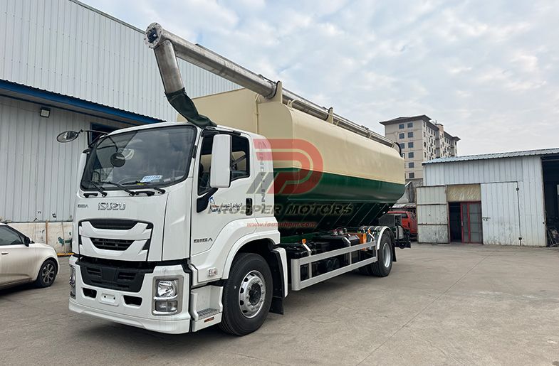 ISUZU FTR 20m³ Trak Makanan Ternakan