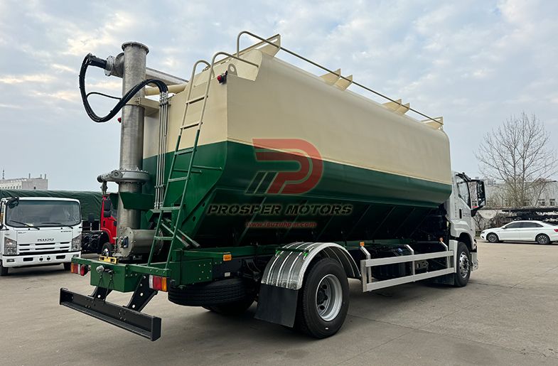 ISUZU FTR 20m³ Trak Makanan Ternakan