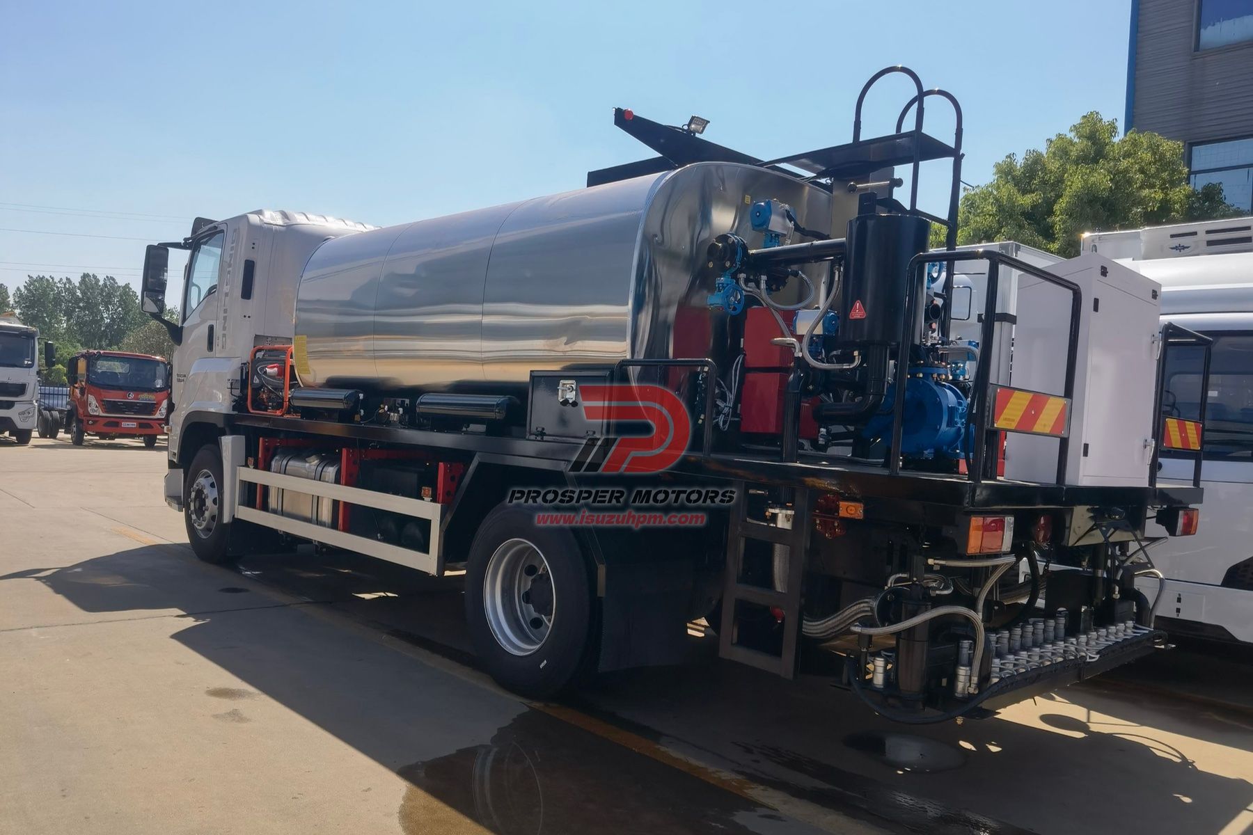 ISUZU FVR 4X2 10m3 10Ton 10000L Asphalt Sprayer Truck