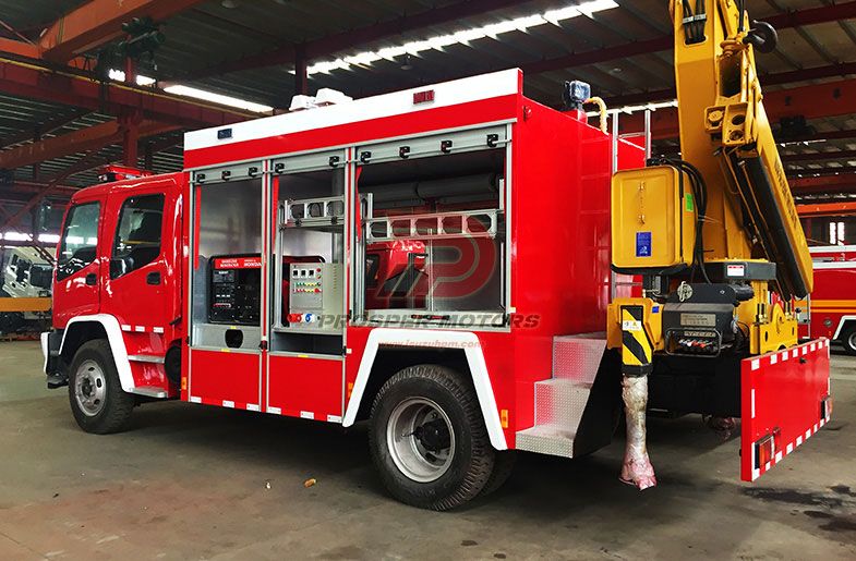ISUZU FTS ýangyn halas ediji 4x2 ýa-da 4x4 gyssagly kömek
