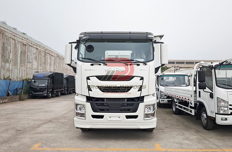 ISUZU CYH 8X4 6WG1 30-35 ټنه دروند فلیټ بیډ کارګو ټرک
