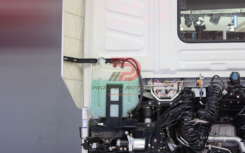ویژگی های تراکتور سقف تخت Qingling ISUZU GIGA EXR