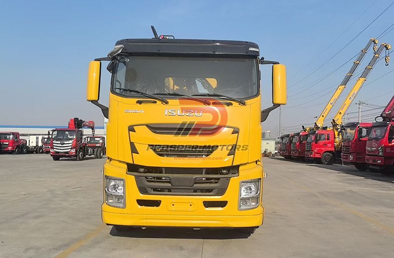 ISUZU GIGA FVR 4X2 10T Knuckle Boom Crane trak