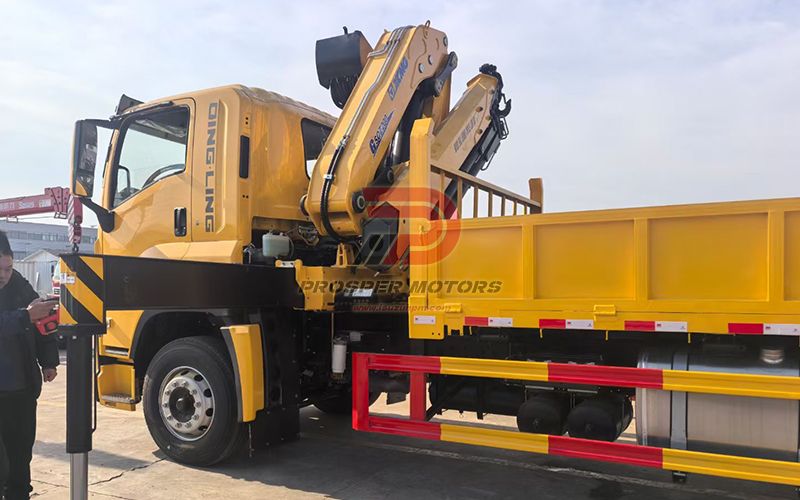 ISUZU Knuckle Boom Crane nga bahin sa trak