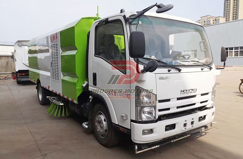 ISUZU NPR Sweeper Truck 4 Cubic Meters 4ton