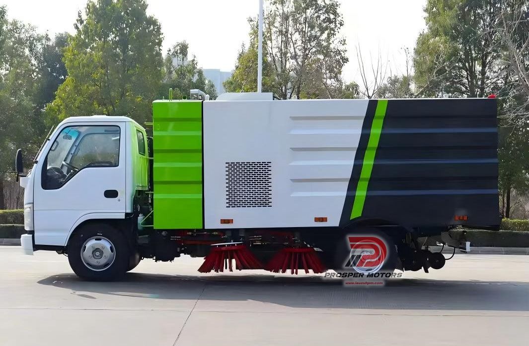 ISUZU NKR 4X2 3000 LITERS รถกวาดถนน
